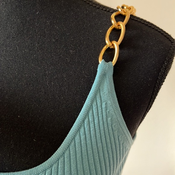 💕August Silk Teal Knit Tank Top with Gold Chain Straps S EUC - Picture 2 of 6